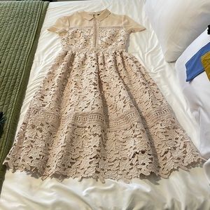 Mid-length cream lace dress